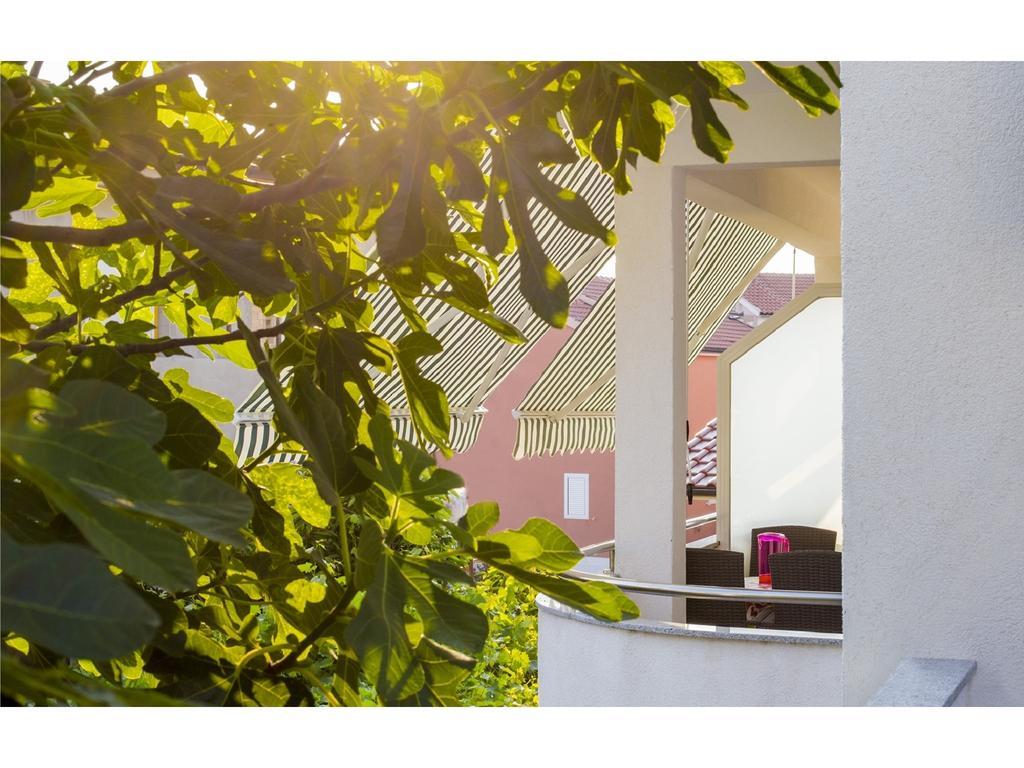Charming Seaside Apartments Noa & Jakov, Zaboric Sibenik Zimmer foto