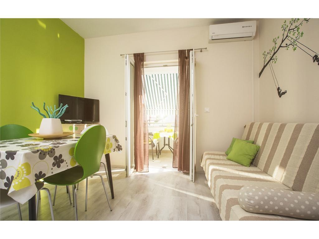 Charming Seaside Apartments Noa & Jakov, Zaboric Sibenik Zimmer foto